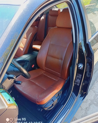 BMW Seria 5 cena 27500 przebieg: 278000, rok produkcji 2006 z Łosice małe 277